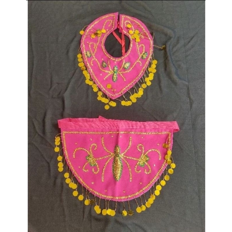 rampek tari warna merah muda motif oval