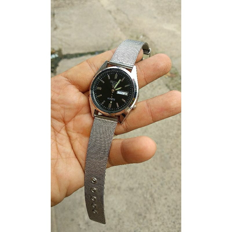 jam tangan klasik pria quartz stainles steel seiko 5 vintage