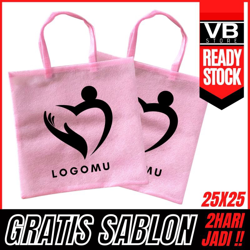 

GOODIE BAG CUSTOM SABLON FREE DESAIN REQUEST LOGO BRAND NAMA TAS SOUVENIR PERNIKAHAN ACARA HAUL TASYAKURAN CETAK DESAIN CANTIK LUCU BANYAK PILIHAN BAHAN KUAT PREMIUM TERMURAH SEJATIM | F 25.25 / 50