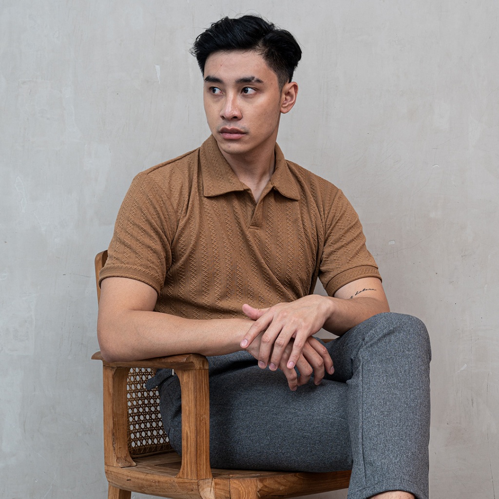 Houseofcuff Polo Shirt Rajut Stretch Lengan Pendek Pria Coklat Muda