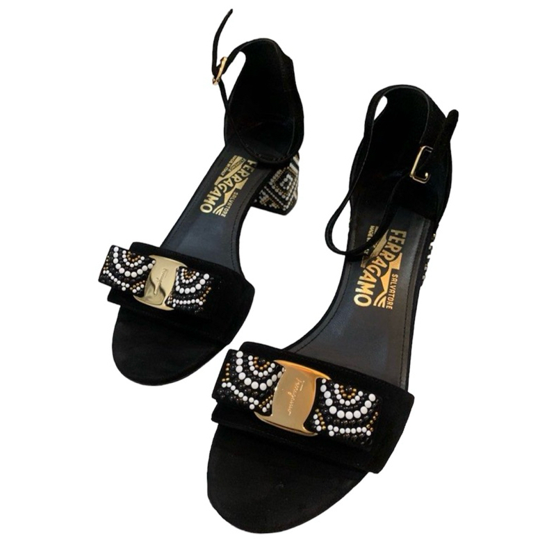 salvatore ferragamo heels