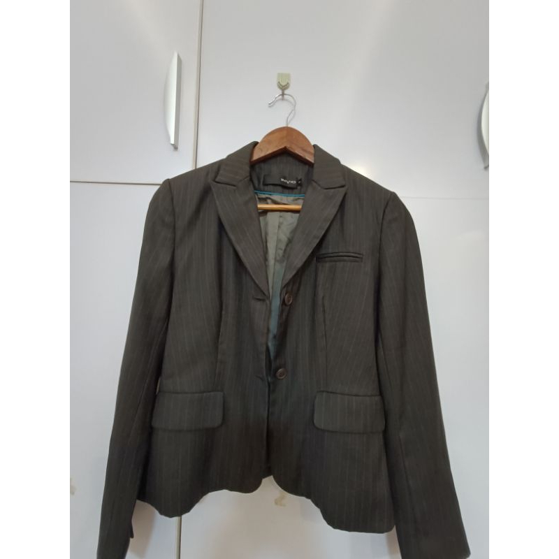 Preloved Blazer invio