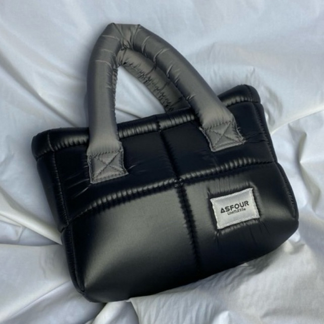 RK VOL 2 Mini Puffy Asfour - Tas wanita puffer handbag slingbag Tas selempang wanita hologram