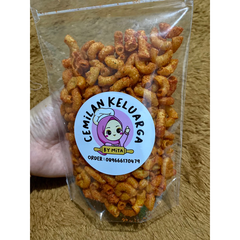

Makaroni pedas Daun jeruk
