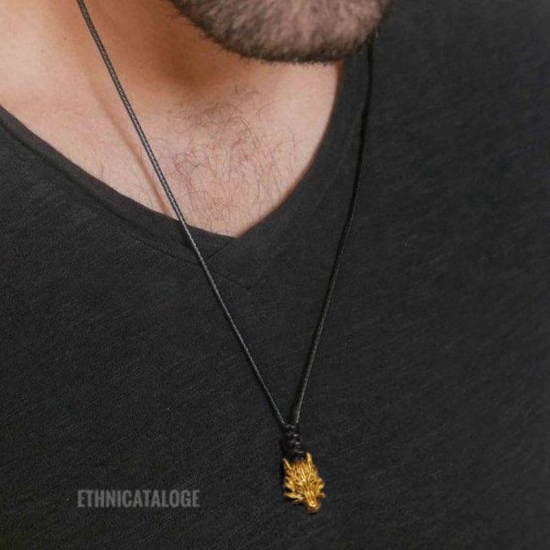 kalung tali hitam pria liontin besi / Men wolf metal bead necklace rope
