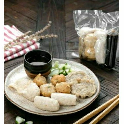 

pempek komplit 10 pcs