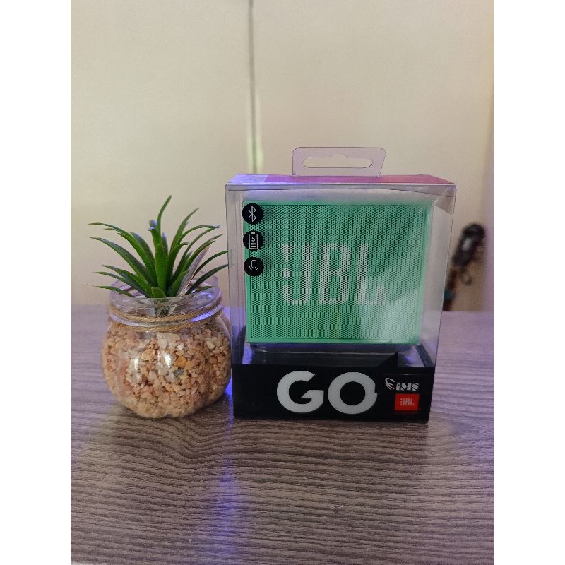 JBL GO