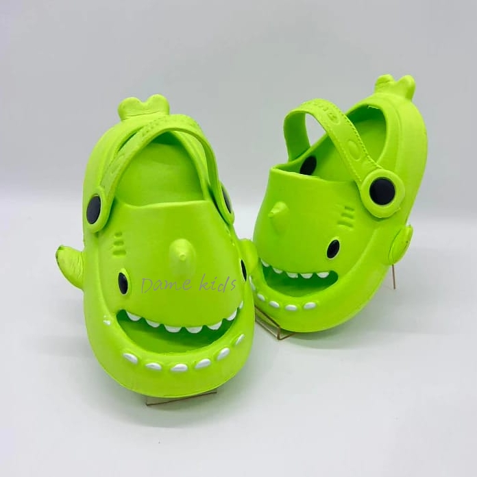 Sendal Karet Hiu Anak uKURAN 20-25/Sendal Hiu Sendal Lucu Sandal Slop Karakter sepatu bakpao sandal 