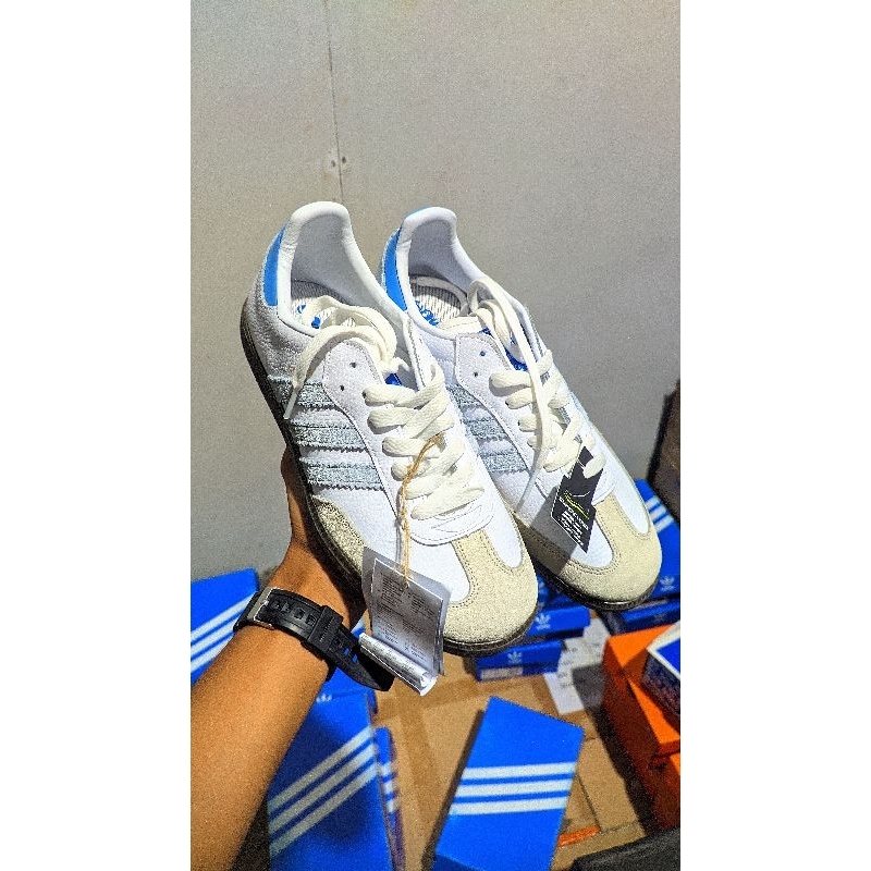 Adidas Samba Putih Biru