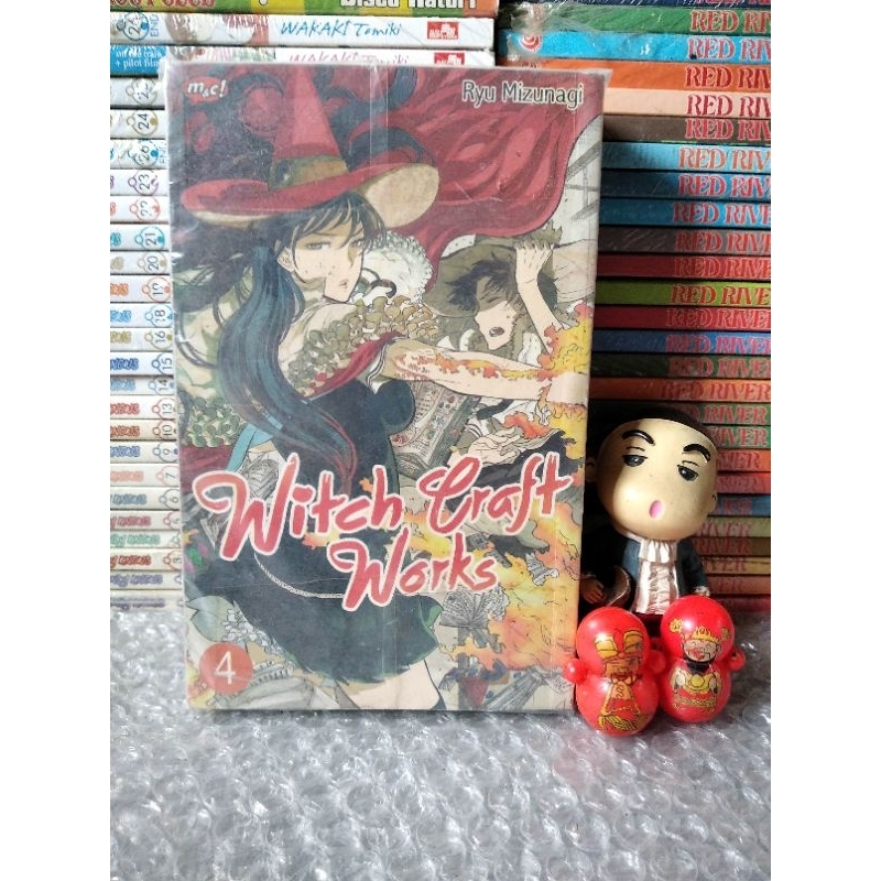 Komik Witch Craft Works by Ryu Mizunagi.