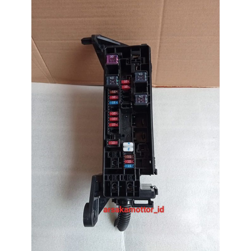 FUSE BOX RUMAH SEKRING SIKRING AVANZA XENIA RUSH TERIOS LAMA