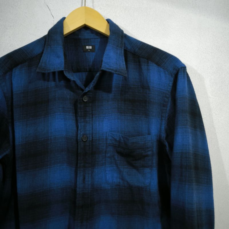 Kemeja Flannel Uniqlo Second