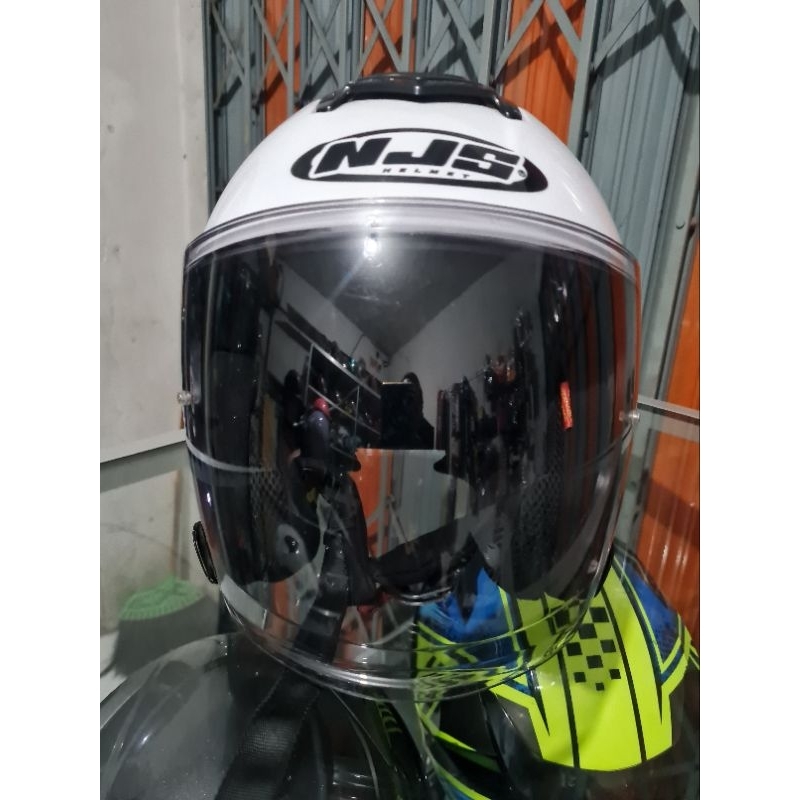 Helm NJS Kairoz bekas pakai