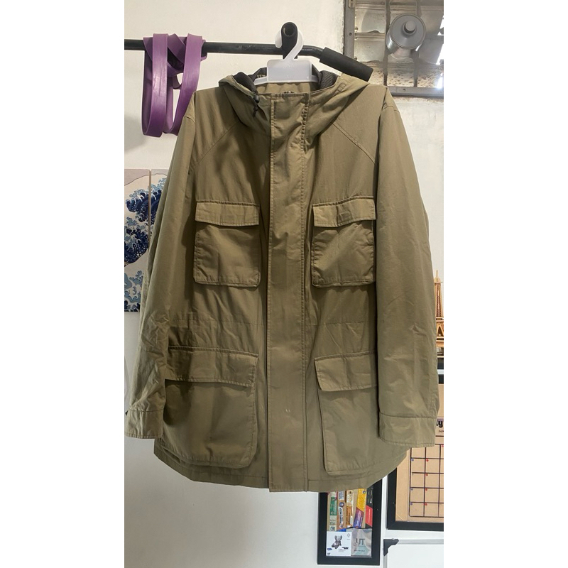 uniqlo parka green army