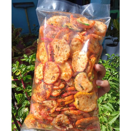 

[BISA COD] KRIPIK SEBLAK KERING PEDAS DAUN JERUK 250Gr// KRUPUK SEBLAK DAUN JERUK//CEMILAN PEDAS//KERIPIK SEBLAK KERING// KERIPIK SEBLAK DAUN JERUK// KERUPUK SEBLAK