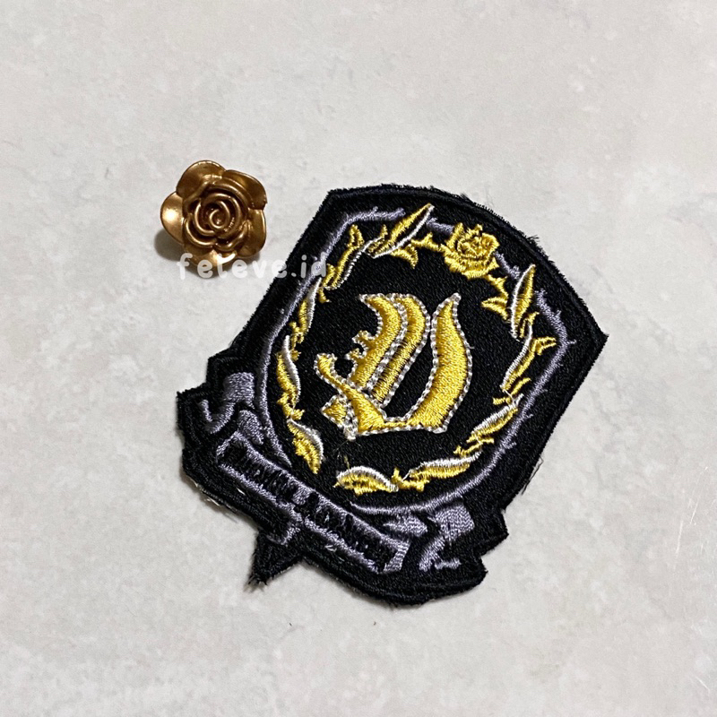 ENHYPEN BADGE EMBLEM LOGO DARK MOON DECELIS ACADEMY
