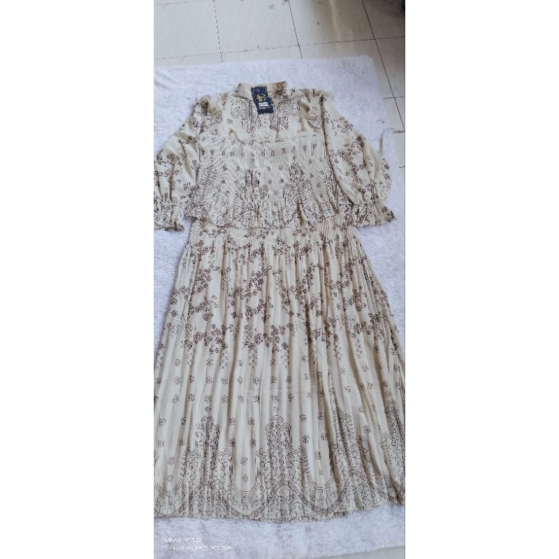 Gamis mewah kondangan