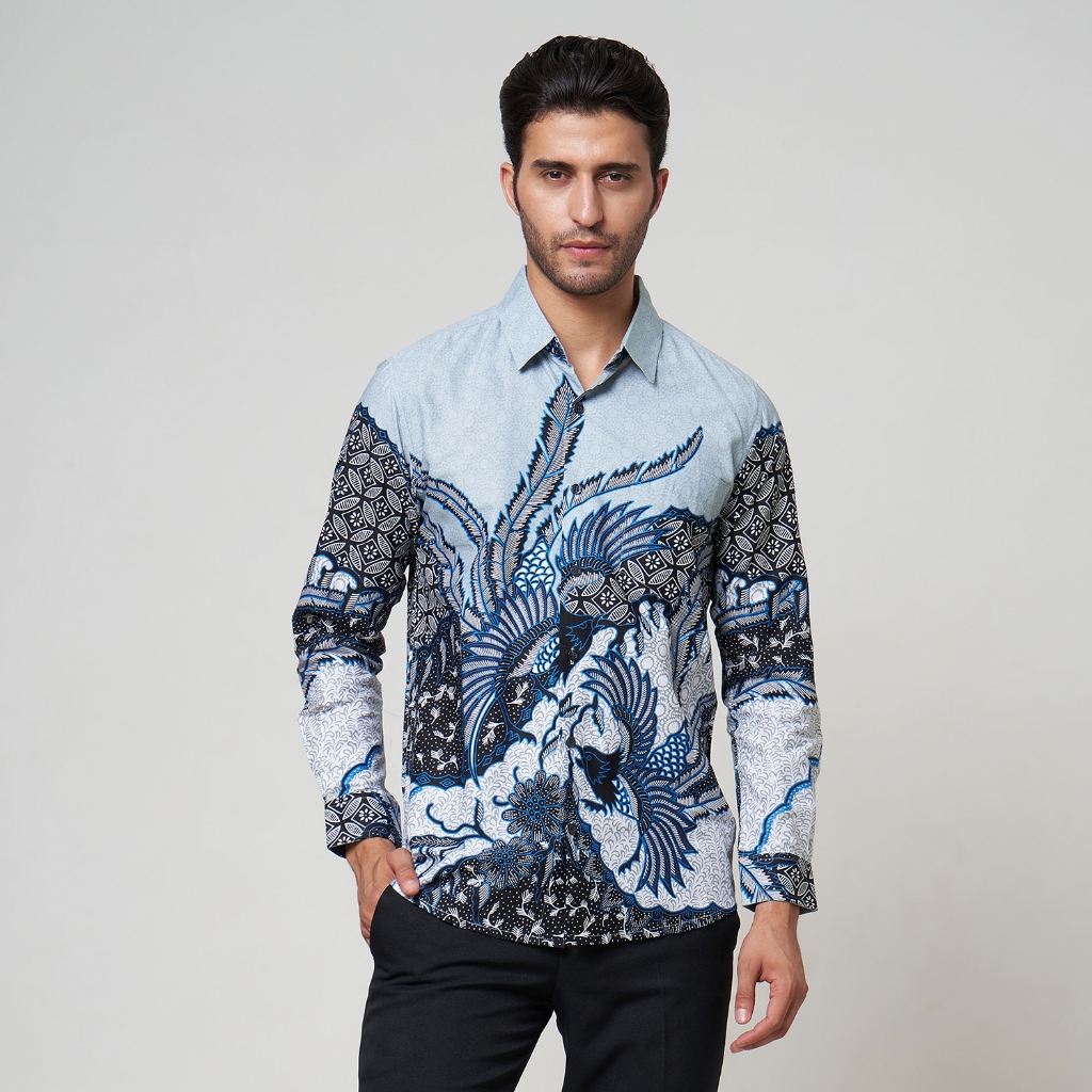 RGB Kemeja Batik Pria Legimin Series Cream dan Biru Muda RHMJ0607307