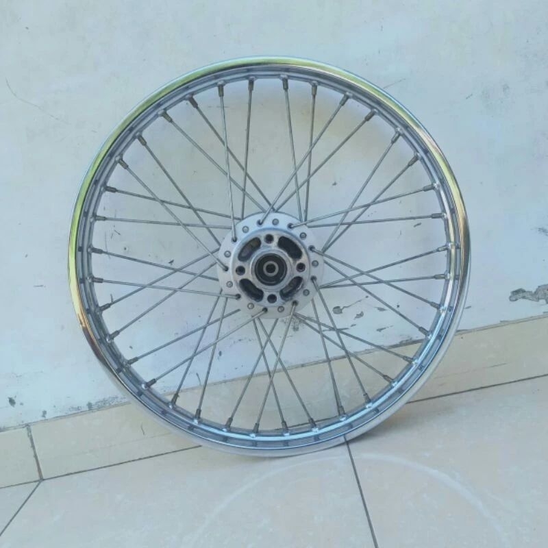 velg depan seken ori Suzuki smash lama