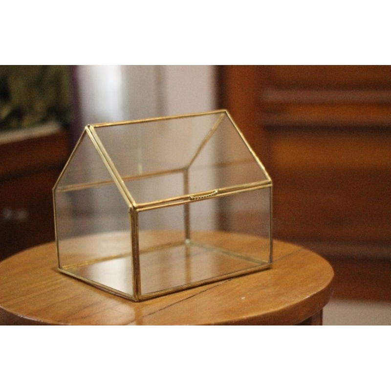 Kotak mas kawin , terrarium rumah, tempat mahar