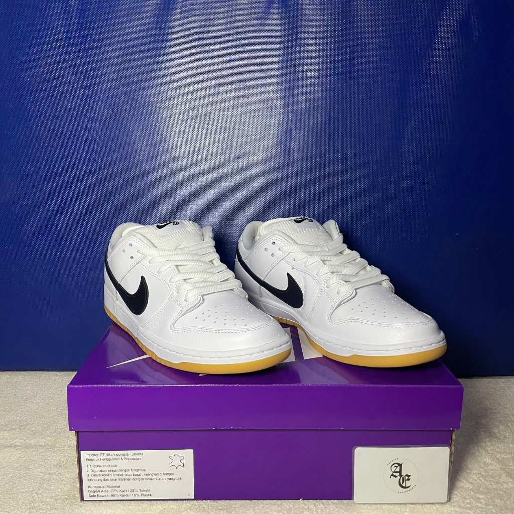 NIKE SB DUNK LOW WHITE GUM