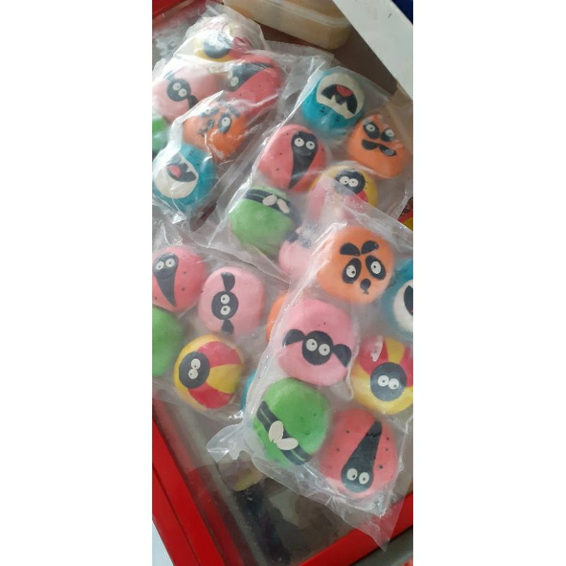 

bakpao karakter isi 6 isi coklat