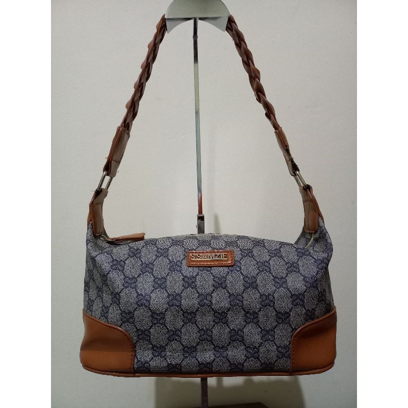 Tote bag dari brand ssamzie , mix kulit dan kanvas.hw msh ok banget