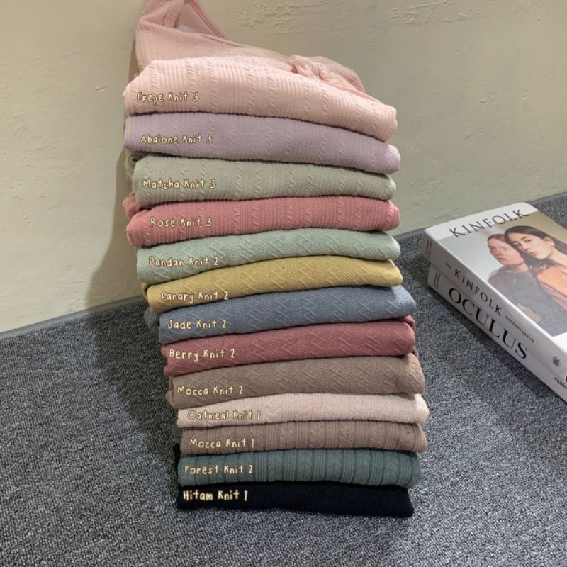 Waffle Oval Omara Balon Knit Blouse Reseller