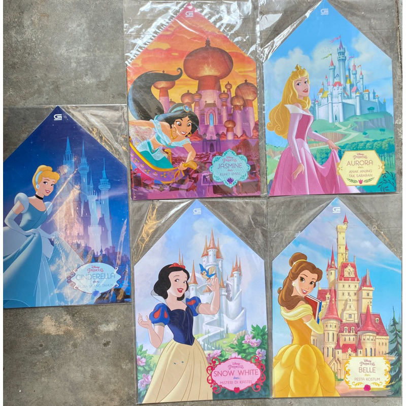Gramedia : Buku Cerita Seri Kastel Putri Disney - Disney Princess Series Aurora Belle Jasmine Snow W