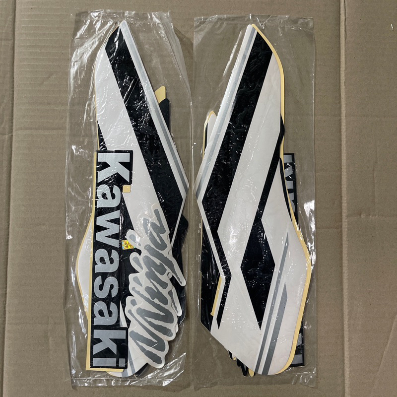 Striping Lis Stiker Ninja Rr 2015 Putih