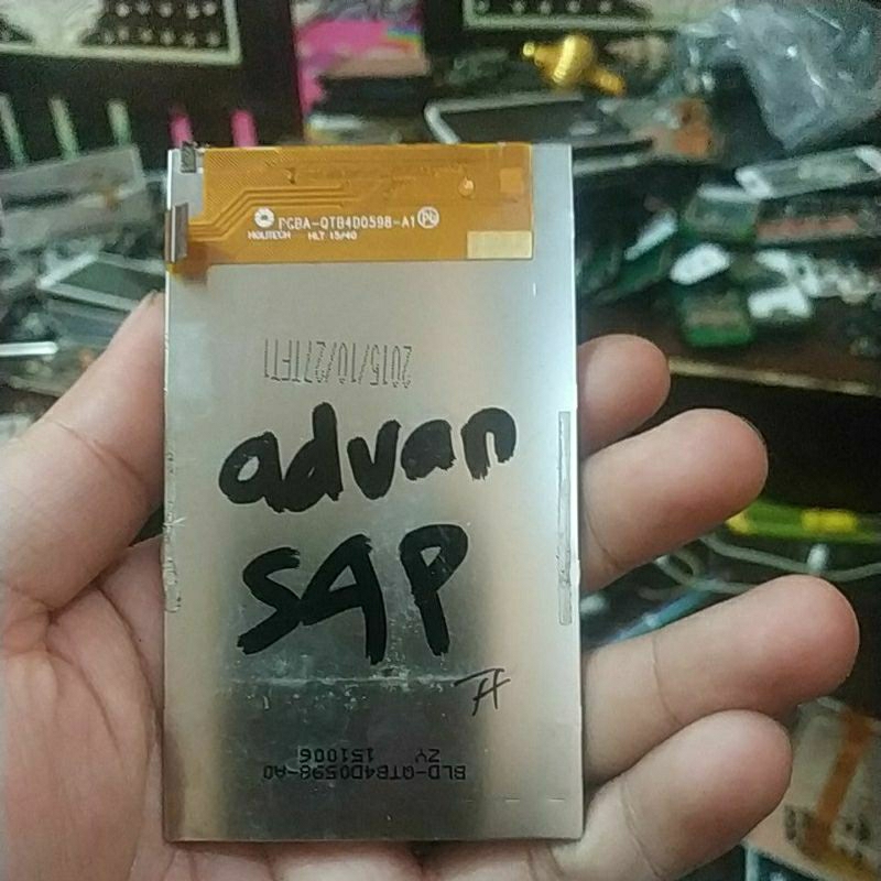 lcd bekas advan s4p