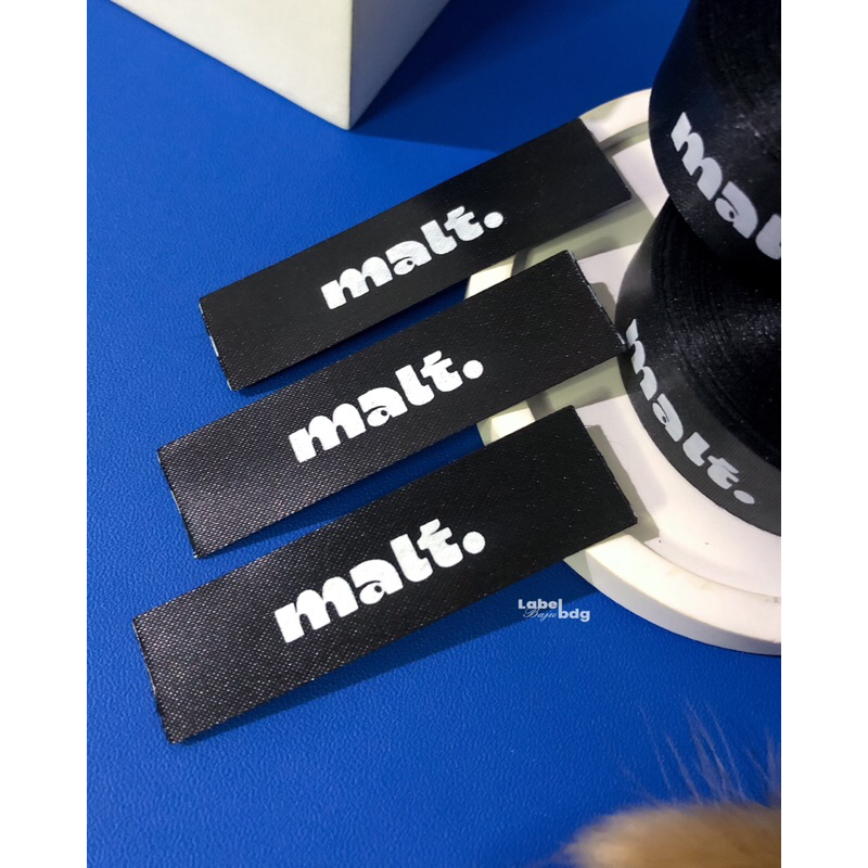 

100Pcs Label Pakaian, Hijab, & Totebag / Label Satin Import 1,3Cm / 1,5Cm