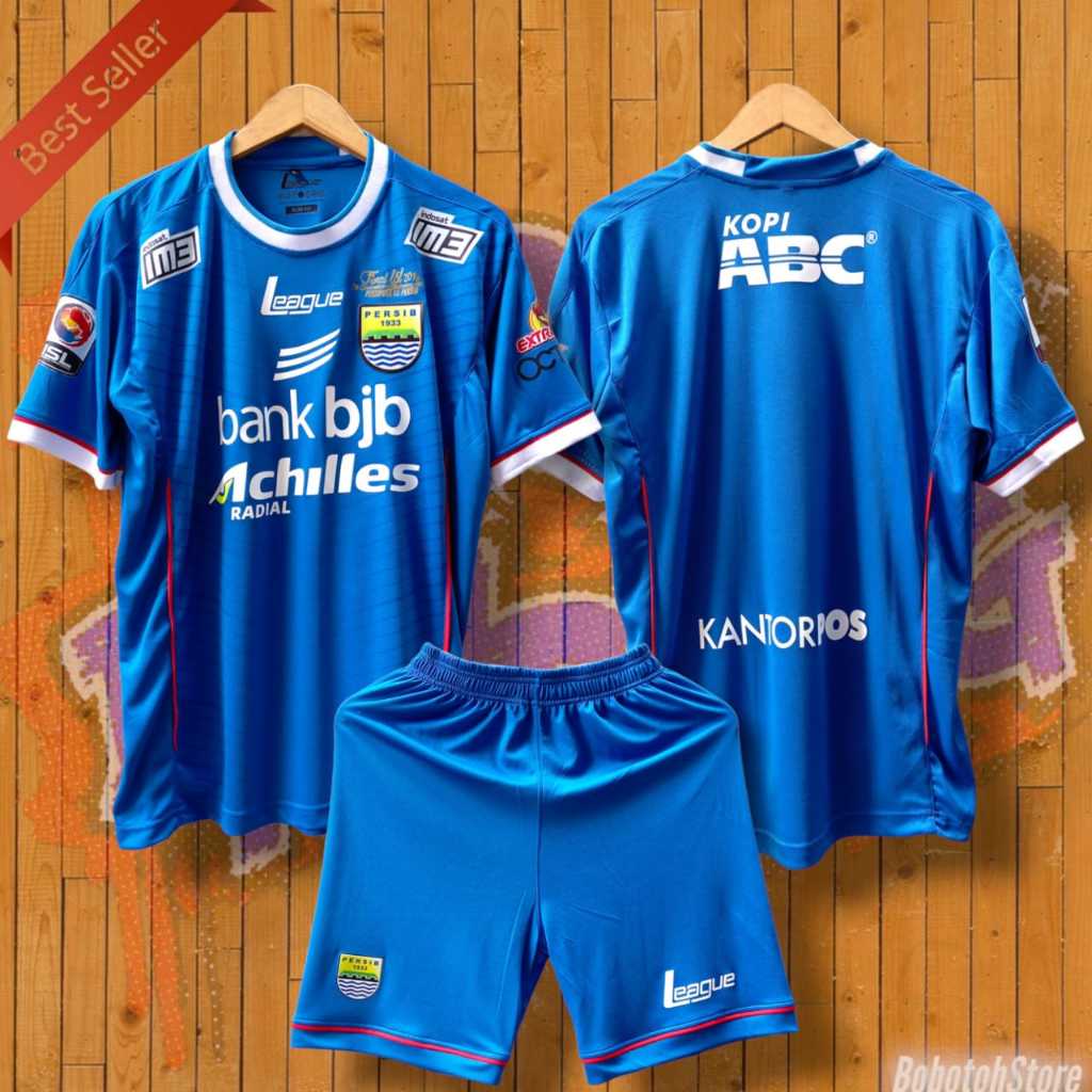Jersey bola persib retro 2014 edisi juara logo timbul