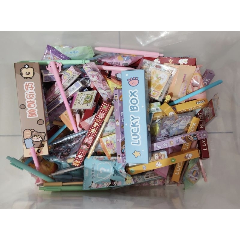 

KAWAII BLIND BOX SCOOP CAPIT STATIONERY BOLA SCOOP STATIONERY KOTAK BUTA HADIAH