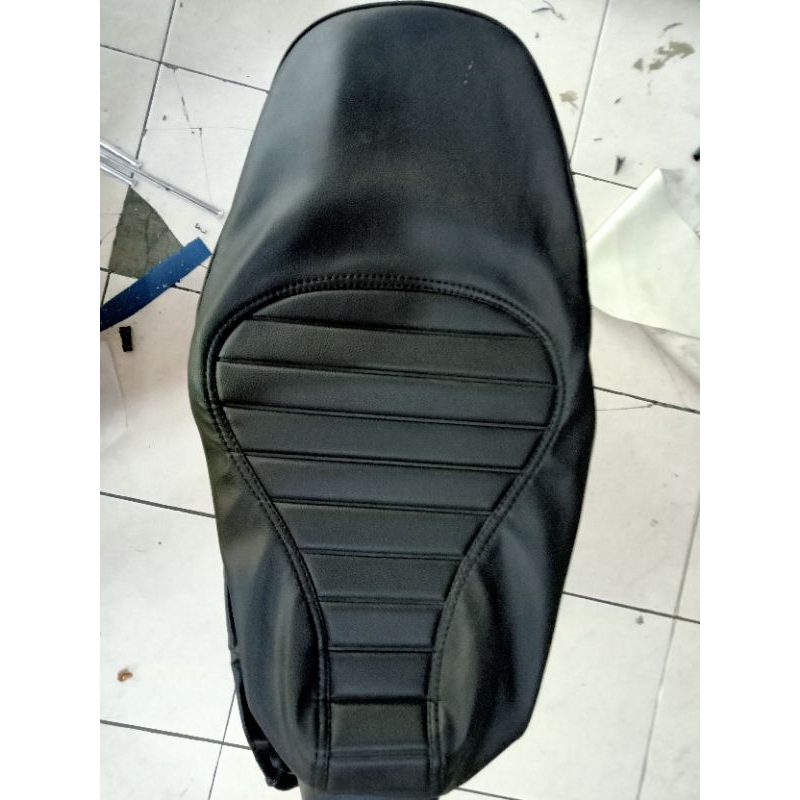 cover jok vespa matic full mbtech camaro original 100%