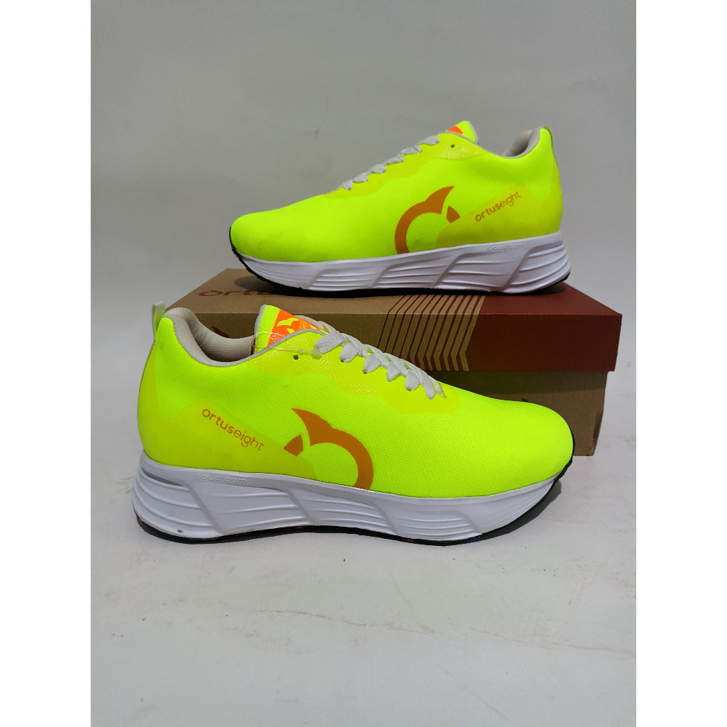 SEPATU RUNNING ORTUSEUGHT HYPERBLAST NEO