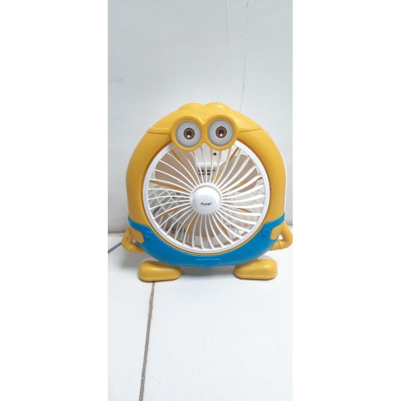 KIPAS ANGIN PROFAN KARAKTER MINION