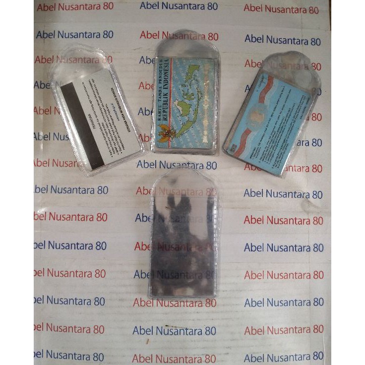 

Best Seller PLASTIK KTP, SIM, kartu parkir, dan kartu e-tol ukuran :6x9cm isi 100pcs