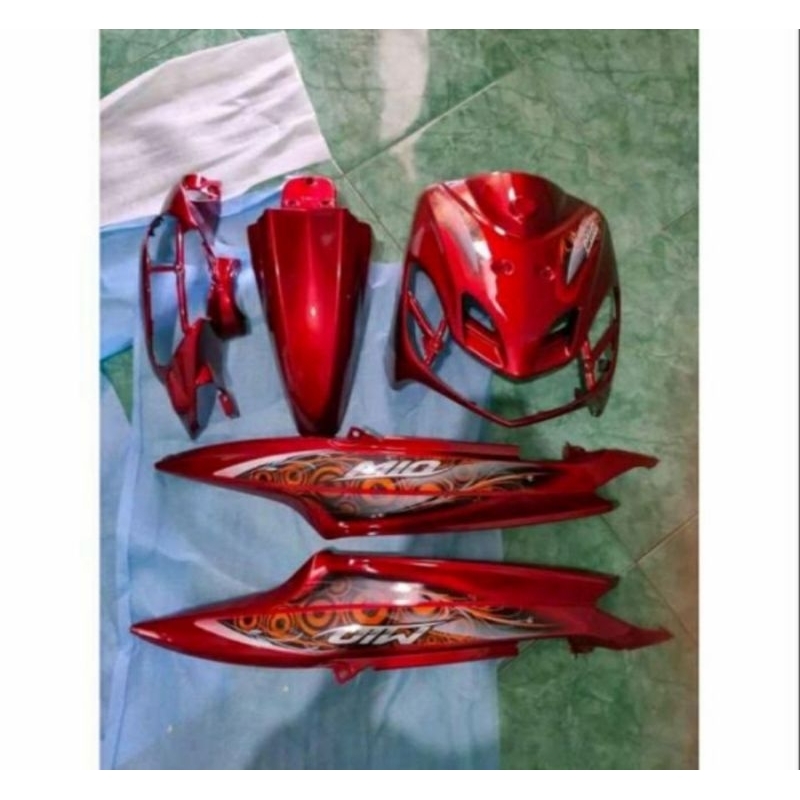 Cover Body Halus Mio Smile merah marun 2010 + striping