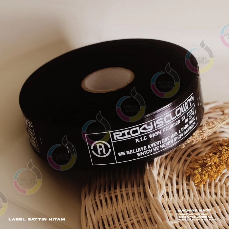 

label satin hitam lokal/label baju