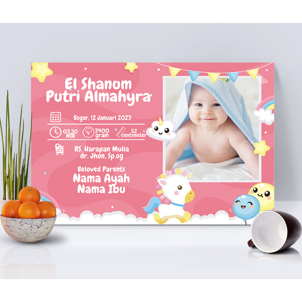 Cetak biodata bayi custom plus bingkai kayu untuk bayi laki-laki dan bayi perempuan dengan desain tema yang lucu