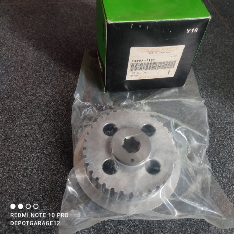 LAWAN KAKI 4 HUB CLUTCH KLX 150 ORIGINAL
