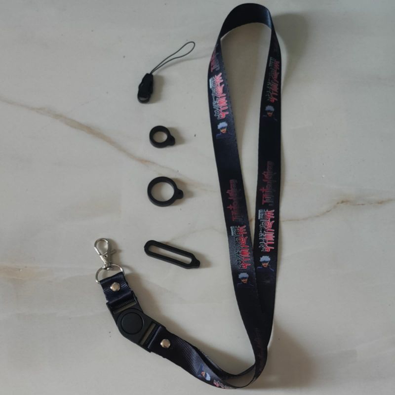 

TALI LANYARD SATORU GOJO / JUJUTSU KAISEN SATORU GOJOU ANIME KARTUN CARTOON Premium lanyard hitam / gantungan kunci / gantungan id card / gantungan flashdisk / nametag hp name tag / handphone BEST SELLER COD