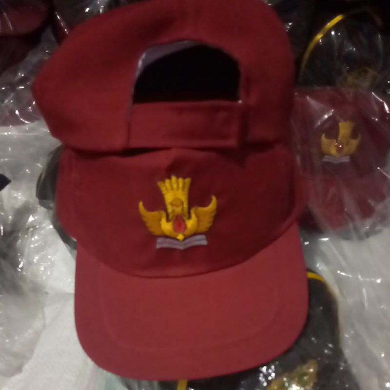 TOPI SD BORDIR pke perekat hrga per kodi isi 20 pcs ya