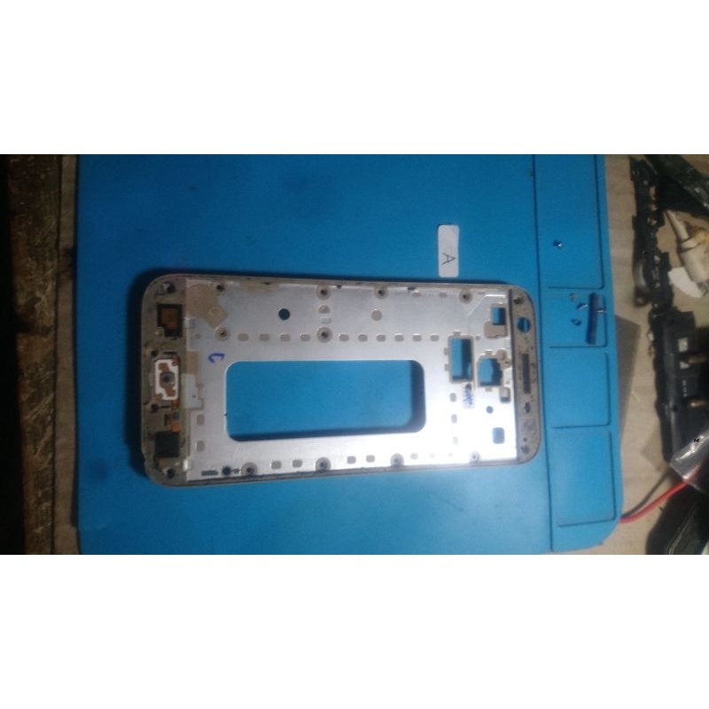 frame dudukan LCD Samsung j3 pro original