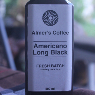 

Americano / Long Black Botol 500 ml / Iced Black / Kopi | Almer's Coffee