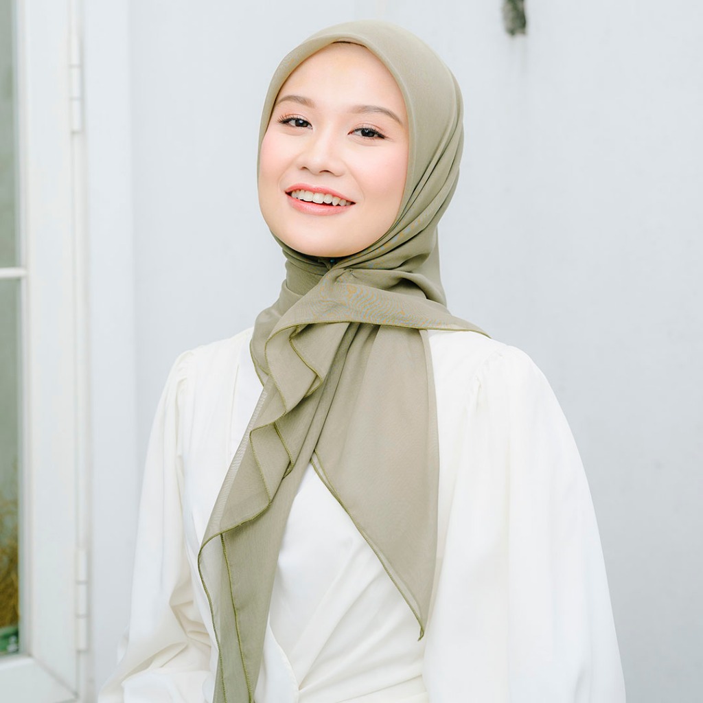 Lozy Hijab - 149K Get 2 Kirana Paris Plain Japan (Hijab Segiempat Paris Japan Premium) Image 3