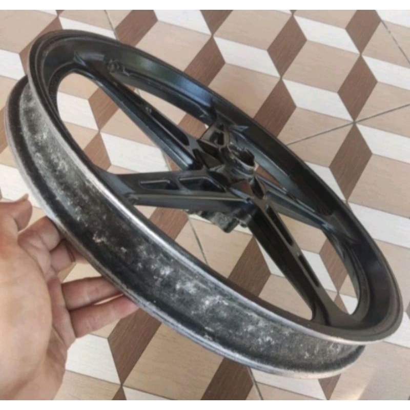 velg depan lepasan jupiter Z burhan