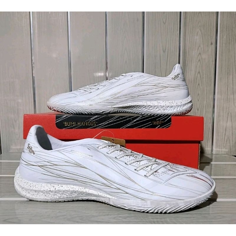 Sepatu Futsal SPECS Accelerator LS 4 IN Garuda attack 23