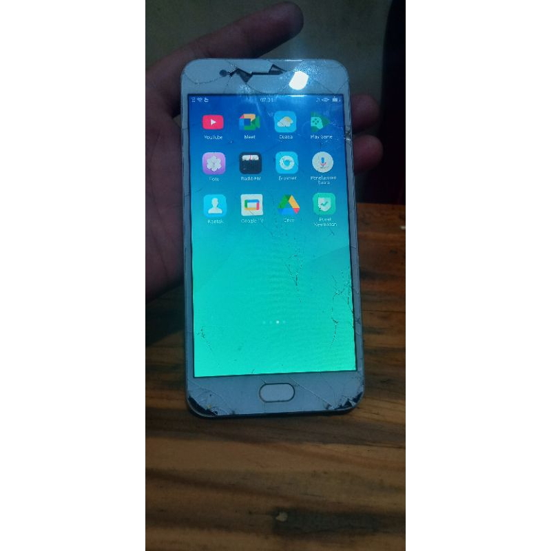 Oppo A57 CPH1701 Ram3/32 Minus /Hp Minusan